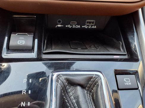 Used 2024 Subaru Outback Touring image 23