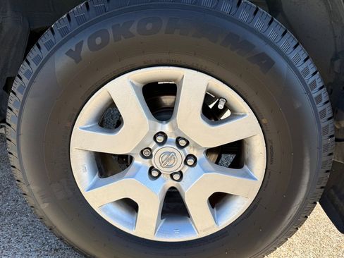 Used 2010 Nissan Xterra SE image 21