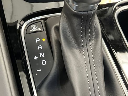 Used 2025 Kia Telluride S image 58