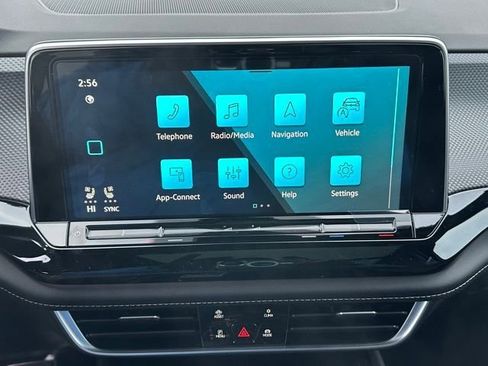 New 2026 Volkswagen Atlas Cross Sport SEL R-Line image 36