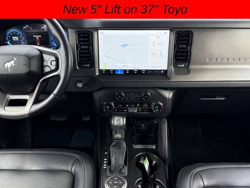 Used 2025 Ford Bronco Badlands AWD/4WD image 15