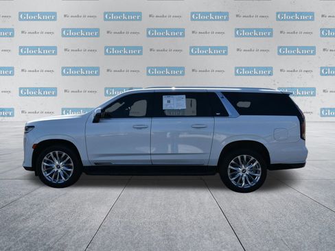 Used 2023 Cadillac Escalade ESV Premium Luxury w/ Performance Package image 10
