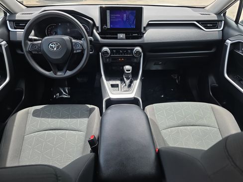 Used 2024 Toyota RAV4 XLE image 19