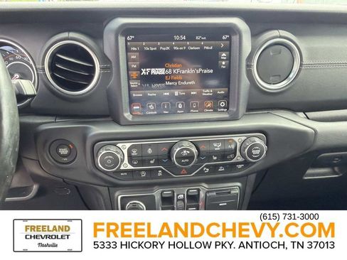 Used 2020 Jeep Gladiator Overland w/ Popular Equipment Package AWD/4WD image 29