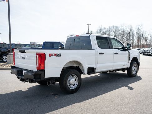 New 2026 Ford F250 XL w/ FX4 Off-Road Package AWD/4WD image 10