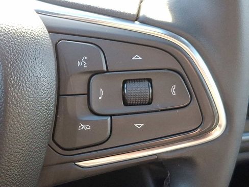 Certified 2024 Buick Envista Preferred w/ Convenience I Package image 23