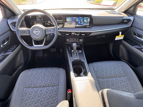 New 2026 Nissan Kicks SV image 11