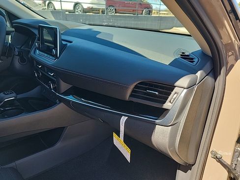 New 2026 Nissan Rogue SV AWD/4WD image 40