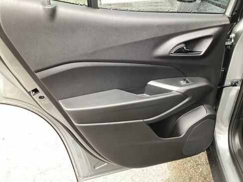 New 2026 Chevrolet Trax LT w/ Driver Confidence Package FWD image 14