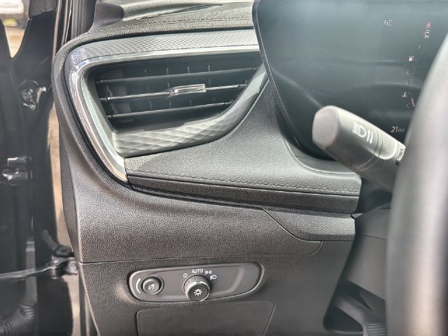 Certified 2026 Buick Encore GX Sport Touring FWD image 17