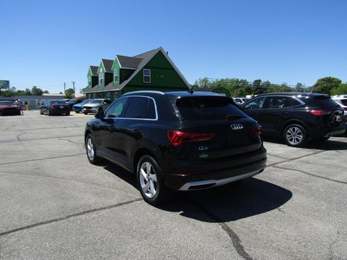 Used 2021 Audi Q3 2.0T Premium AWD/4WD image 5