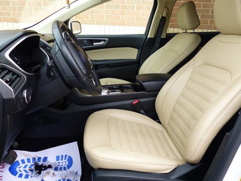 Used 2020 Ford Edge SEL w/ Convenience Package image 21