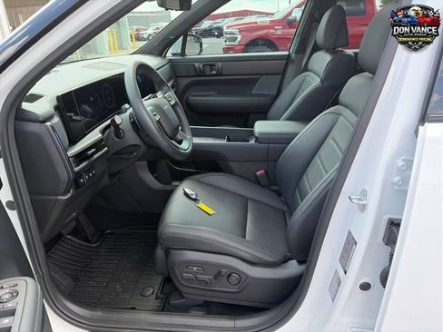 Used 2025 Hyundai Santa Fe Calligraphy AWD/4WD image 9