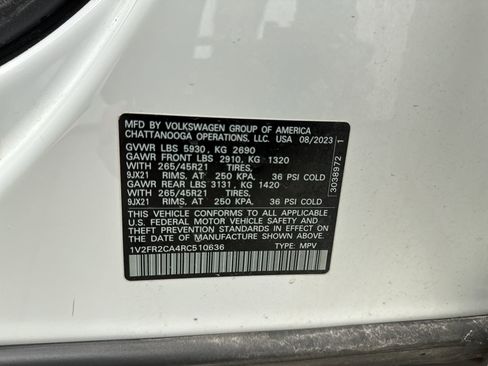 Used 2024 Volkswagen Atlas SEL Premium R-Line AWD/4WD image 13