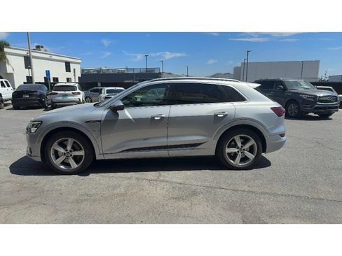 Used 2019 Audi e-tron Premium Plus AWD/4WD image 2