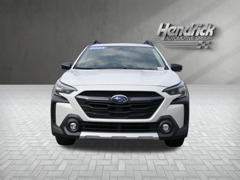 Used 2025 Subaru Outback Limited w/ Popular Package #2 AWD/4WD image 3