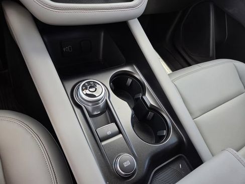 New 2026 Ford Explorer Active w/ Active Comfort Package AWD/4WD image 9