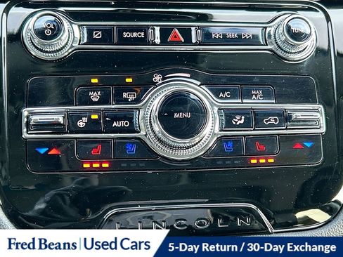 Used 2022 Lincoln Corsair AWD w/ Premium Package image 22