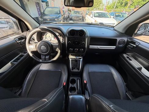 Used 2014 Jeep Compass Latitude AWD/4WD image 42
