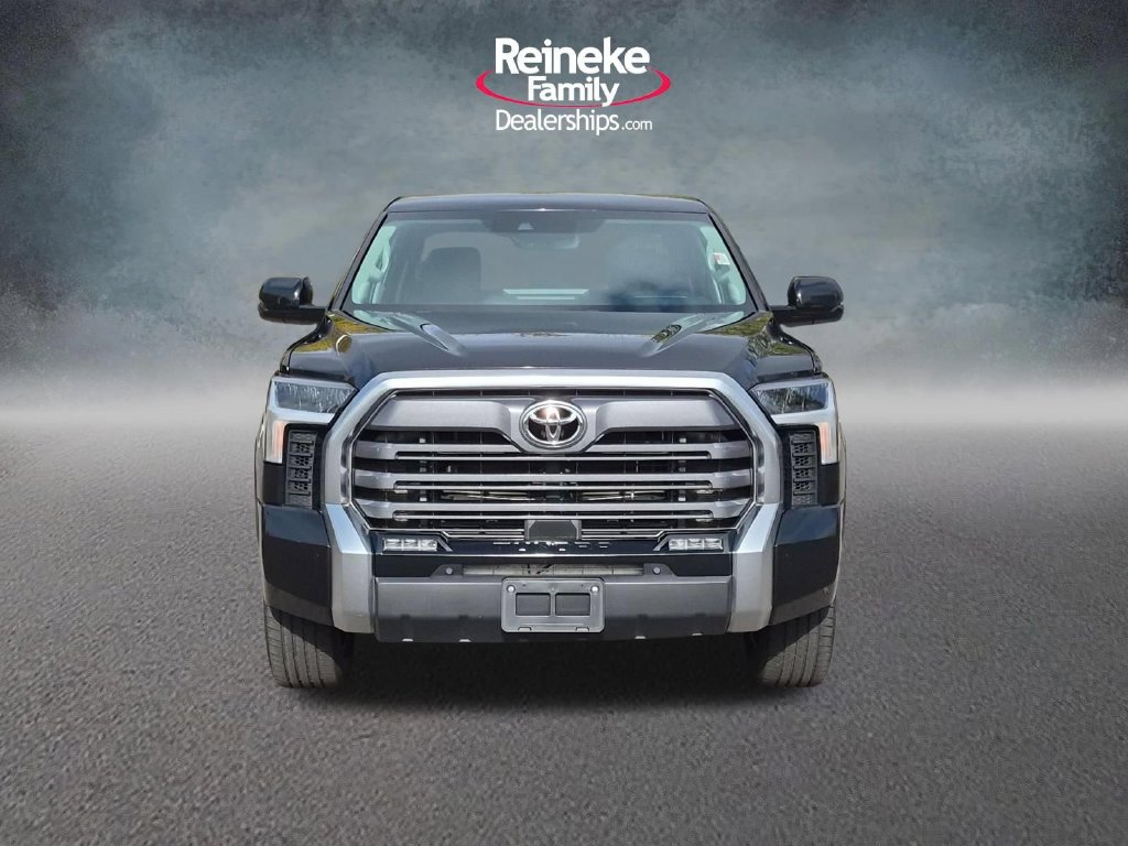 Used 2022 Toyota Tundra Limited w/ Power Package AWD/4WD image 2