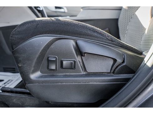 Used 2011 GMC Terrain SLE image 9