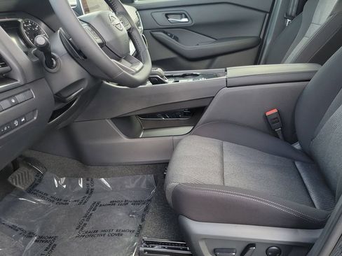 New 2026 Nissan Rogue SV FWD image 16