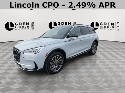 Certified 2025 Lincoln Corsair Reserve w/ Rear Removable Package Tray image 4