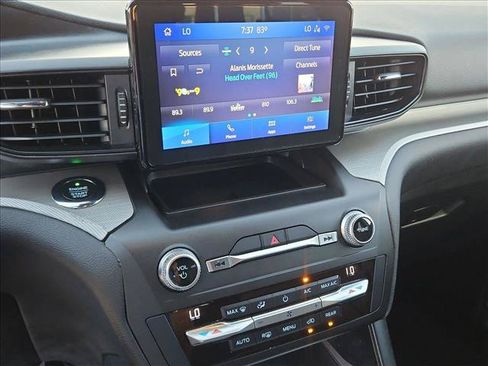 Used 2020 Ford Explorer XLT RWD image 14