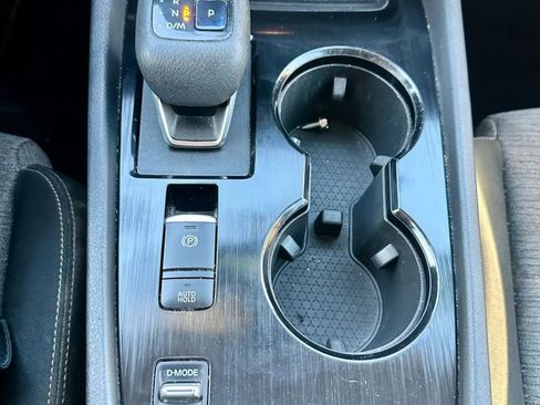 Used 2021 Nissan Rogue SV image 24