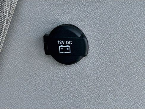 Used 2024 Chrysler Pacifica Touring-L FWD image 14