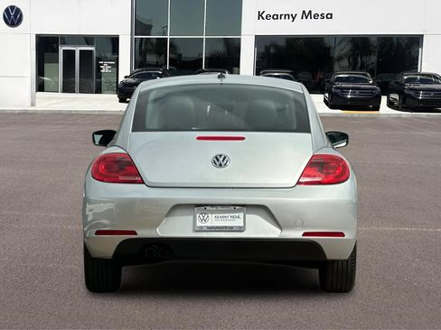 Used 2013 Volkswagen Beetle 2.5 FWD image 5