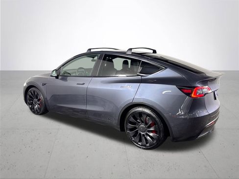 Used 2022 Tesla Model Y Performance image 8