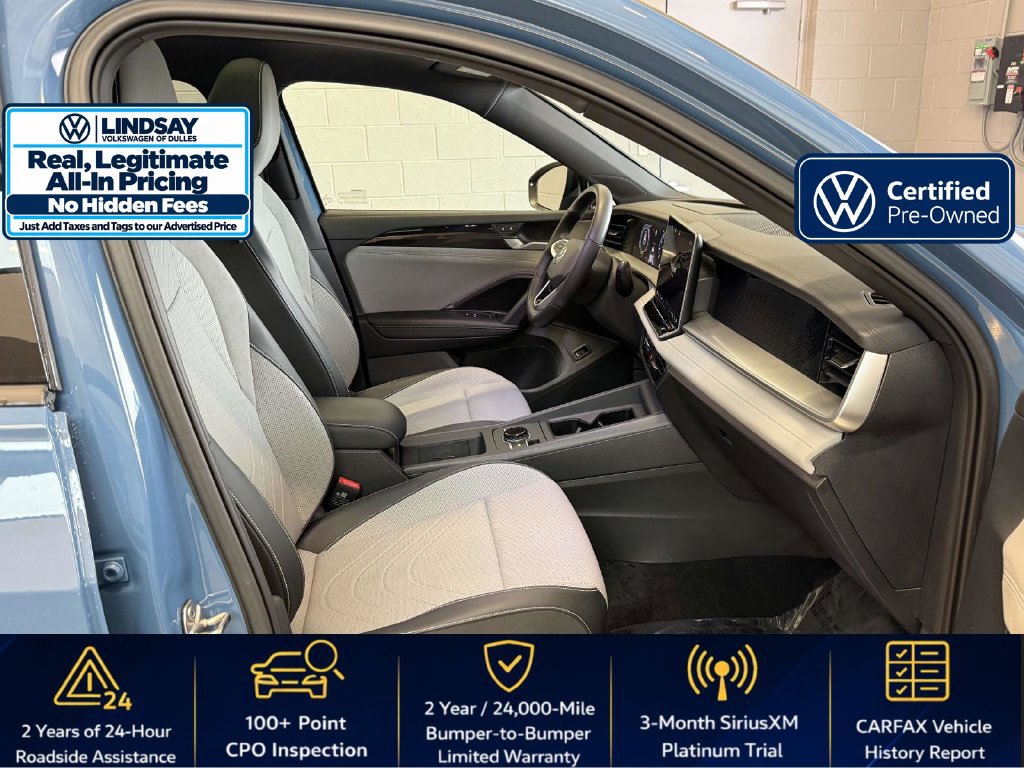 Used 2025 Volkswagen Tiguan SE R-Line AWD/4WD image 12
