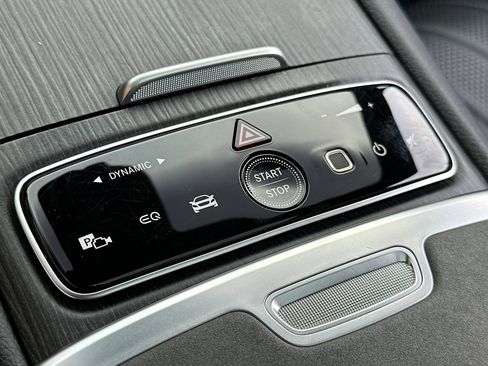 Used 2023 Mercedes-Benz EQS 580 4MATIC Sedan image 34