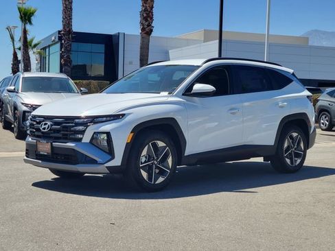 New 2026 Hyundai Tucson SEL FWD image 2