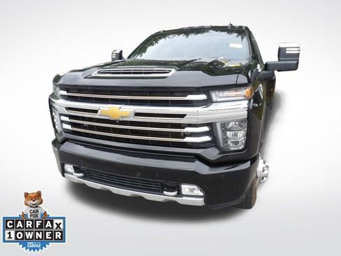 Used 2022 Chevrolet Silverado 3500 High Country w/ Safety Package II AWD/4WD image 8