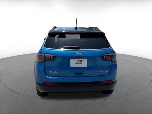 Used 2025 Jeep Compass Limited AWD/4WD image 12