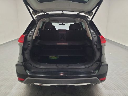 Used 2018 Nissan Rogue SV FWD image 29