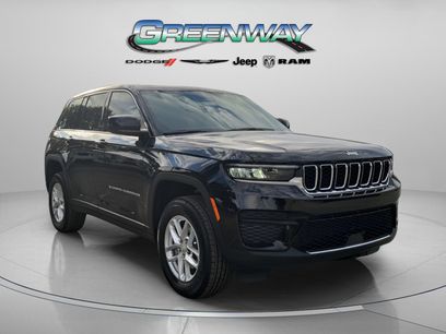 New 2025 Jeep Grand Cherokee Laredo