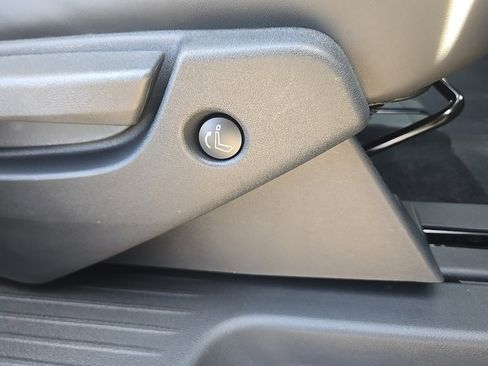 New 2025 Nissan Pathfinder Platinum w/ Lighting Package (N92) image 36