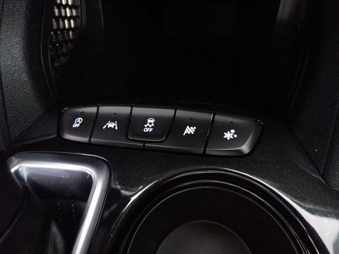 Used 2021 Chevrolet TrailBlazer ACTIV w/ Sun and Liftgate Package image 4