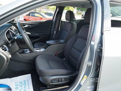 Used 2024 Chevrolet Malibu LT FWD image 6