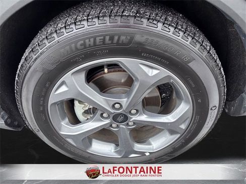 Used 2025 Ford Escape ST-Line image 30