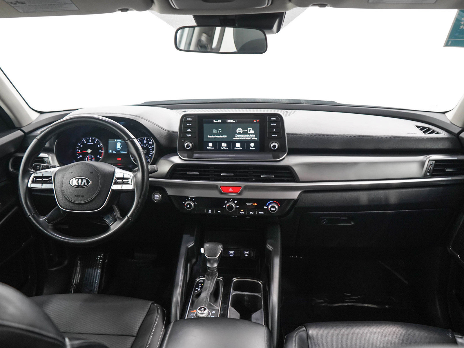 Used 2021 Kia Telluride LX AWD/4WD image 14