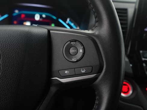 Used 2024 Honda Odyssey EX-L image 31