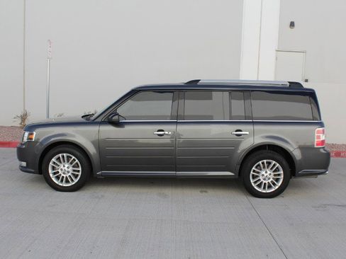 Used 2019 Ford Flex SEL w/ Equipment Group 202A image 8