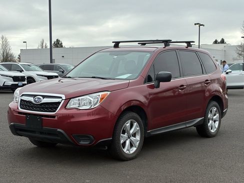 Used 2016 Subaru Forester 2.5i image 3