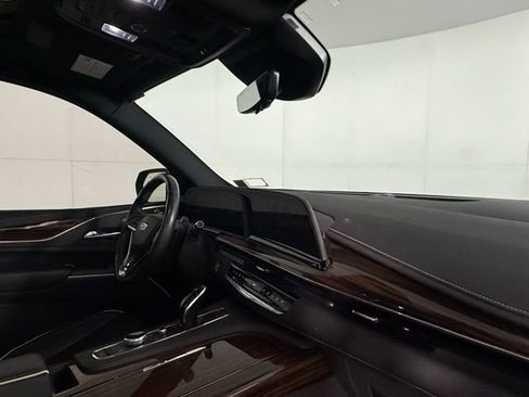 Certified 2023 Cadillac Escalade Premium Luxury w/ LPO, Radiant Package AWD/4WD image 29