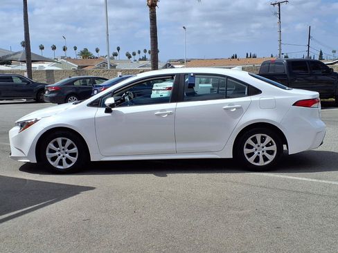 Used 2024 Toyota Corolla LE FWD image 8
