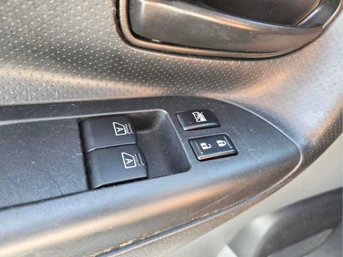 Used 2015 Nissan NV200 FWD image 26
